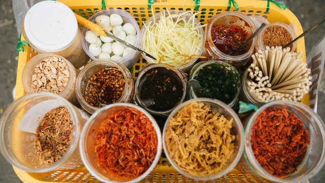 bai-viet/bi-covid-an-banh-trang-tron-duoc-khong-70098.html