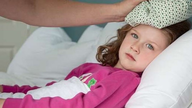 bai-viet/bi-sot-nen-chuom-khan-nong-hay-lanh-tac-dung-cua-viec-chuom-nong-va-chuom-lanh-59705.html