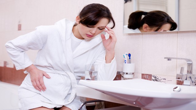 bai-viet/bi-tao-bon-co-phai-dau-hieu-mang-thai-khong.html