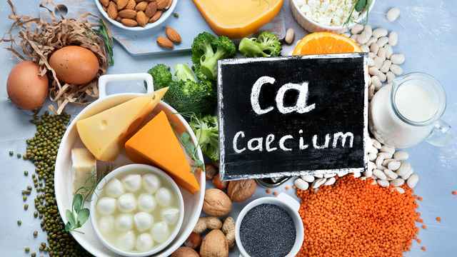 bai-viet/bo-sung-canxi-cho-nguoi-lon-loai-nao-tot-nhung-thuc-pham-nao-chua-nhieu-canxi.html