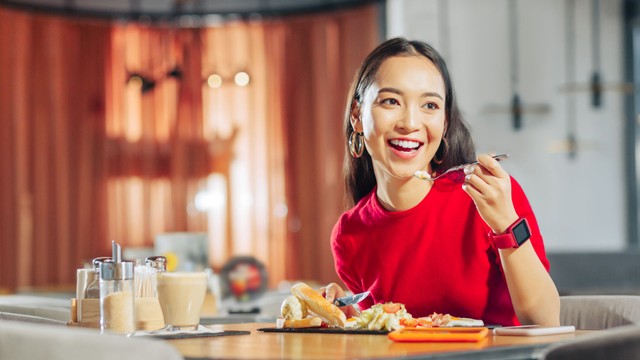 bai-viet/bo-tui-nhom-thuc-pham-giup-nang-da-dep-dang-xinh-don-tet-68932.html