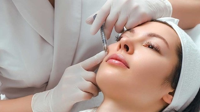 bai-viet/botox-la-gi-nguy-co-tiem-an-co-the-xay-ra-khi-tiem-botox.html