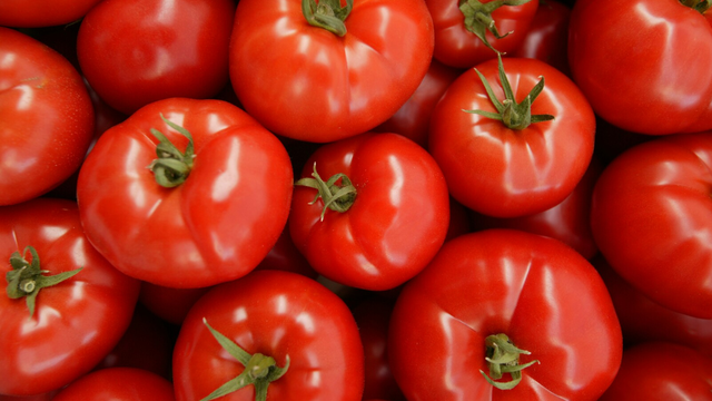 bai-viet/ca-chua-la-trai-cay-hay-rau-cu-ban-da-biet-hay-chua.html