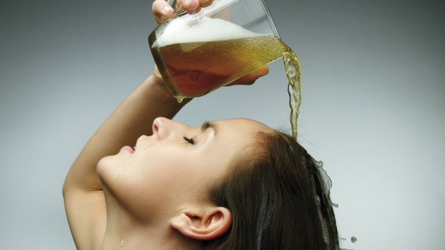 bai-viet/cac-meo-u-toc-bang-bia-giup-toc-khoe-manh-suon-muot-65155.html