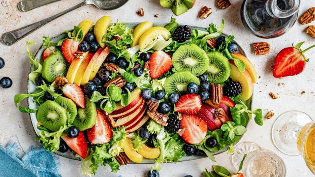 bai-viet/cac-nha-khoa-hoc-giai-thich-cach-che-do-an-da-dang-mau-sac-giup-giam-nguy-co-mac-benh-man-tinh.html