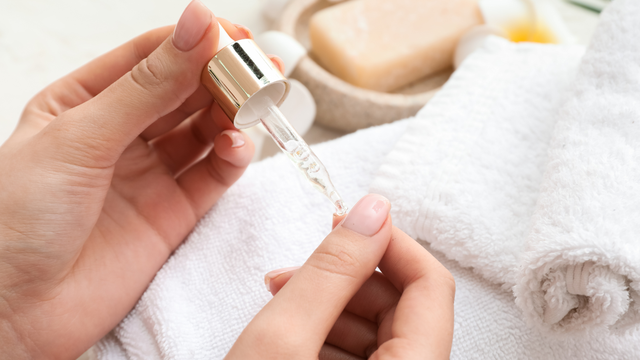 bai-viet/cach-cham-soc-mong-tay-mua-hanh-kho-cuc-ky-hieu-qua.html