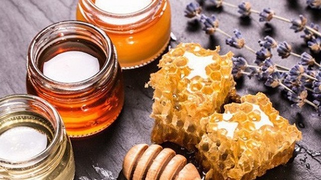 bai-viet/cach-chua-rop-moi-bang-mat-ong-don-gian-hieu-qua-59206.html