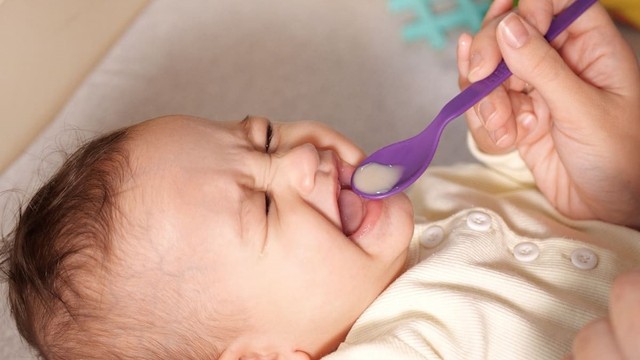 bai-viet/cach-dung-prospan-duc-cho-tre-so-sinh-an-toan-va-co-hieu-qua.html