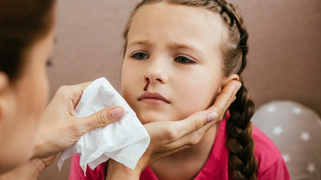 bai-viet/cach-ngung-chay-mau-cam-nhanh-chong-hieu-qua-theo-khoa-hoc.html