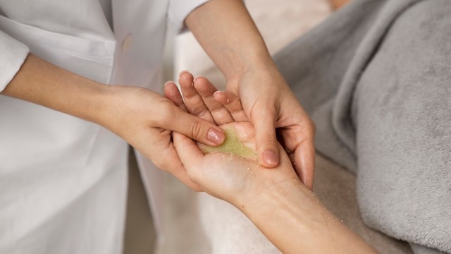 bai-viet/cach-tay-da-chet-bang-bot-dau-xanh-don-gian-ma-hieu-qua-ngay-tai-nha.html