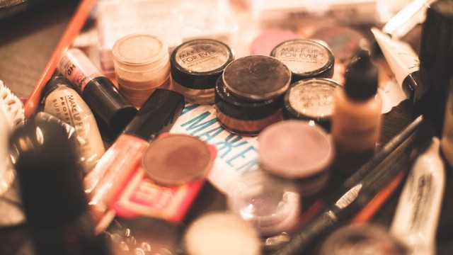 bai-viet/cach-thu-chi-trong-my-pham-cac-tin-do-lam-dep-can-biet.html