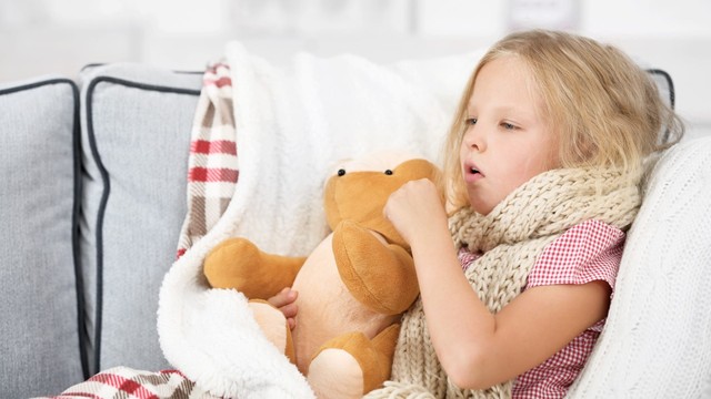 bai-viet/cach-tri-hen-suyen-tai-nha-cho-be-voi-chanh-tia-to-va-tinh-dau.html