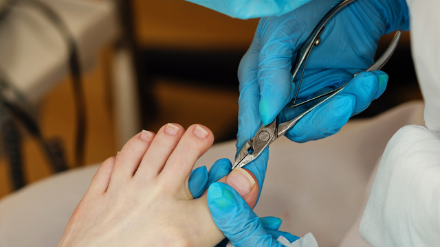 bai-viet/cat-mong-cho-nguoi-dai-thao-duong-duoc-khong-can-luu-y-gi.html