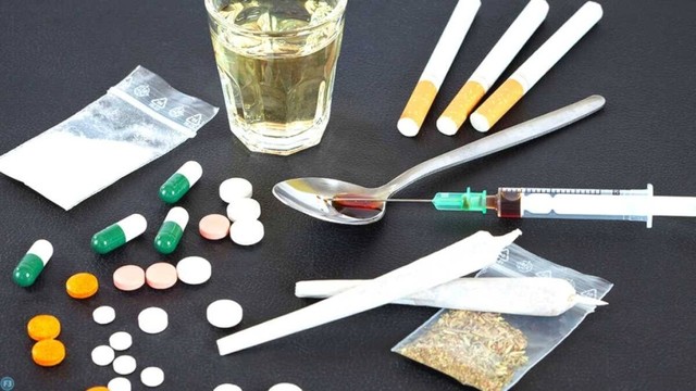 bai-viet/chat-kich-thich-hieu-dung-va-day-du-ve-anh-huong-cua-chung-den-suc-khoe.html