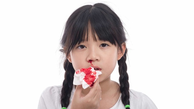 bai-viet/chay-mau-mui-lien-tuc-canh-bao-benh-gi.html