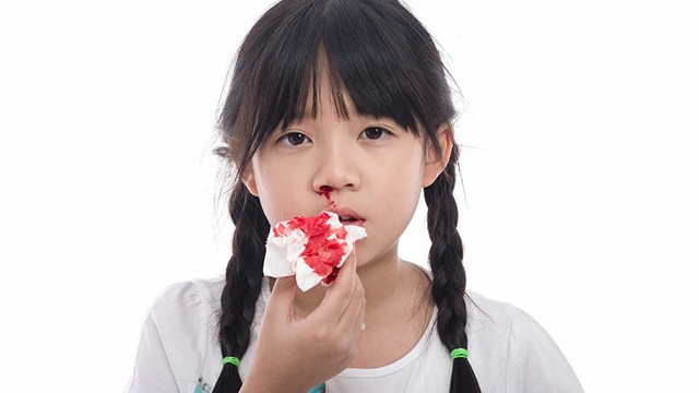 bai-viet/chay-mau-mui-nen-lam-gi-nguyen-nhan-chay-mau-mui-do-dau.html