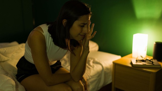 bai-viet/chay-nuoc-mat-khi-ngu-la-tinh-trang-gi-nguyen-nhan-va-cach-khac-phuc.html