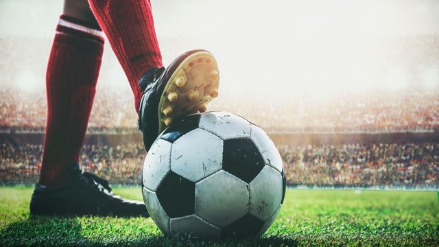 Dinh dưỡng cầu thủ: Nguyên tắc vàng cho thể lực và phong độ