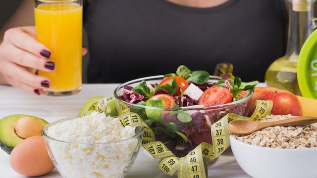 bai-viet/the-nao-la-giam-can-dung-cach-nguyen-tac-dinh-duong-cho-nguoi-giam-can.html