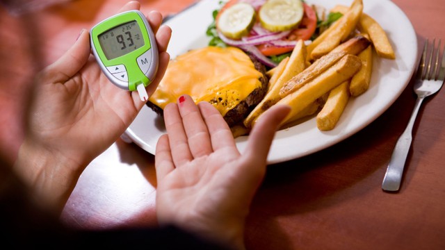 bai-viet/chi-so-duong-huyet-sau-an-1-gio-bao-nhieu-la-binh-thuong.html