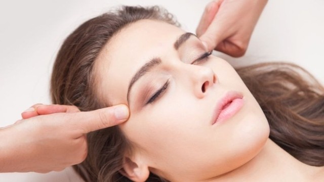 bai-viet/chua-sup-mi-mat-bang-dien-chan-co-hieu-qua-khong.html