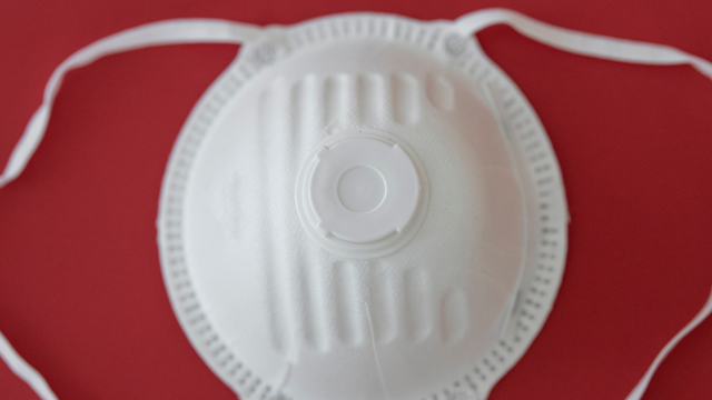 bai-viet/cong-dung-va-cach-su-dung-cua-khau-trang-n95-co-van-tho.html