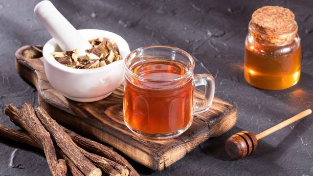 bai-viet/tham-khao-cong-thuc-tri-mun-voi-bot-cam-thao-va-mat-ong-72886.html