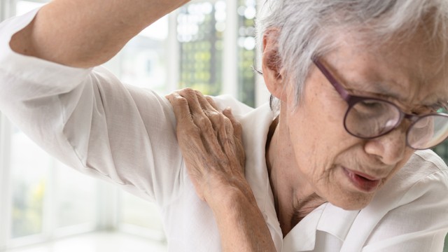 Cứng khớp: Nguyên nhân, triệu chứng, phương pháp điều trị 1