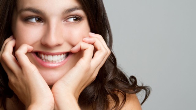 bai-viet/danh-sach-4-loai-nuoc-suc-mieng-chua-tut-loi-ban-chay-nhat-hien-nay-57962.html