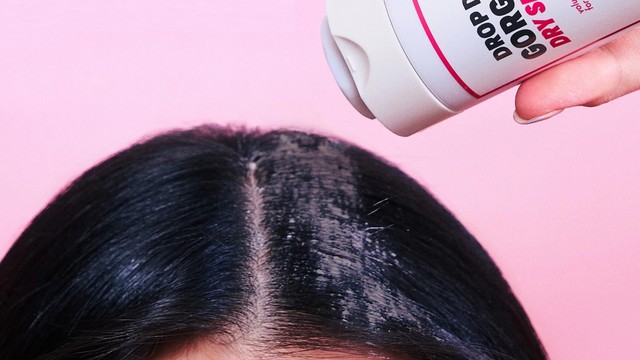 bai-viet/dau-goi-kho-dang-bot-co-uu-diem-va-han-che-gi-cach-dung-hieu-qua.html