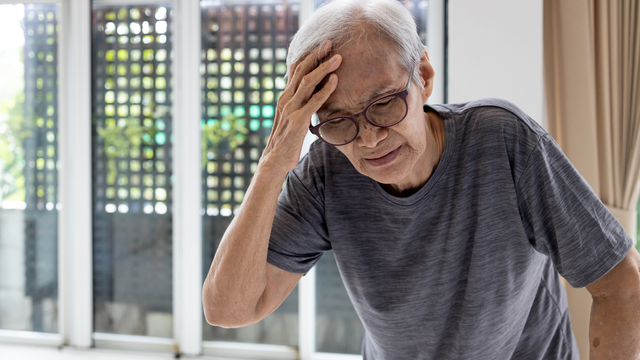 bai-viet/dau-hieu-truoc-khi-dot-quy-tuyet-doi-dung-xem-nhe.html