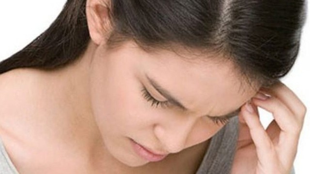 bai-viet/dau-nua-dau-ben-trai-co-nguy-hiem-khong-va-nguyen-nhan-do-dau.html