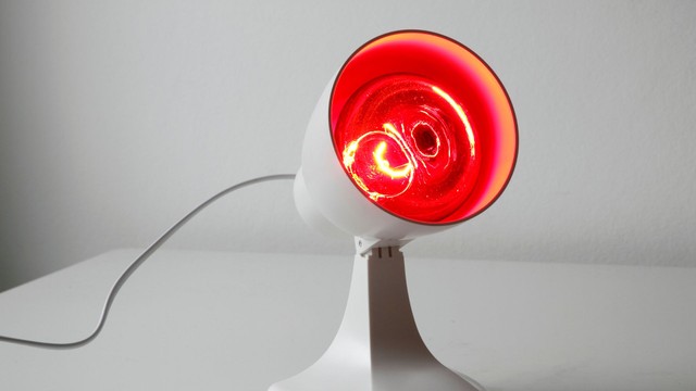 bai-viet/den-hong-ngoai-cong-dung-cach-dung-va-luu-y-quan-trong.html