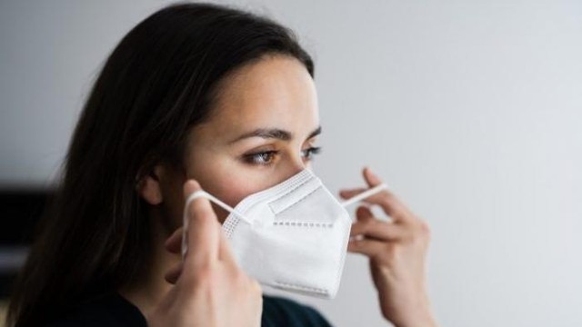 bai-viet/deo-khau-trang-thuong-xuyen-co-anh-huong-den-suc-khoe-rang-mieng-khong-52576.html