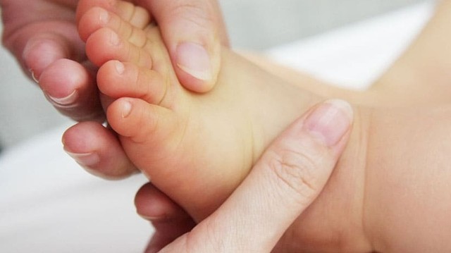 bai-viet/dieu-tri-teo-duong-mat-bam-sinh-nhu-the-nao.html