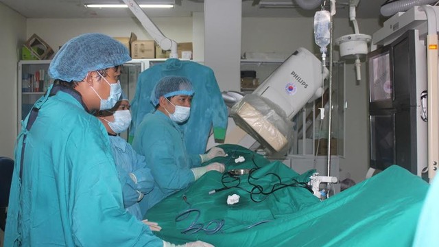 bai-viet/dot-dien-tim-la-gi-cac-rui-ro-khi-dot-dien-tim-ban-can-biet.html