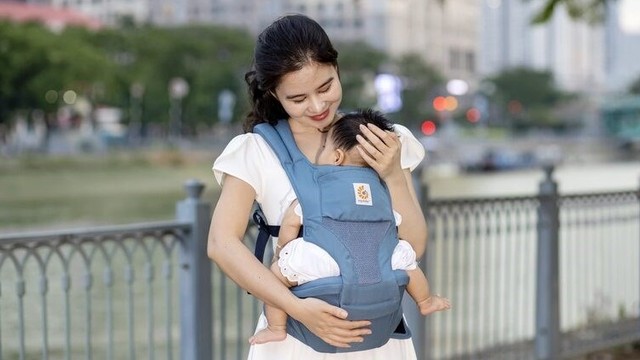 bai-viet/em-be-may-thang-dung-diu-duoc-mot-so-luu-y-khi-ba-me-su-dung-diu-72557.html