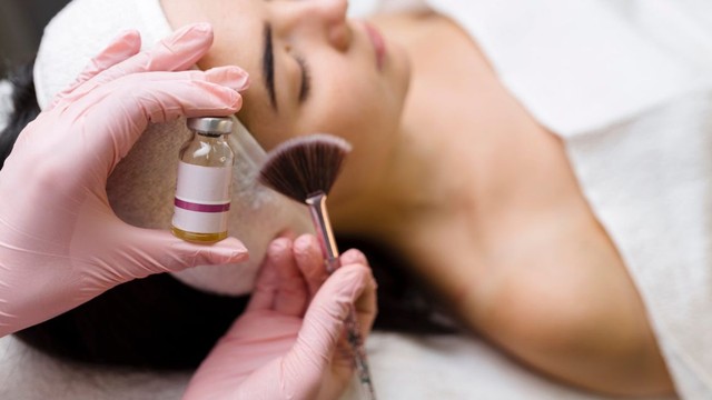 Tác dụng và hạn chế của Enzyme Therapy trong chăm sóc da hiện đại