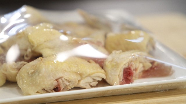 bai-viet/ga-luoc-de-tu-lanh-duoc-bao-lau-ma-van-giu-duoc-day-du-gia-tri-dinh-duong.html