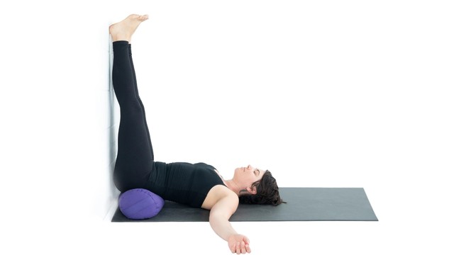 bai-viet/gac-chan-len-tuong-bi-te-chan-co-sao-khong.html