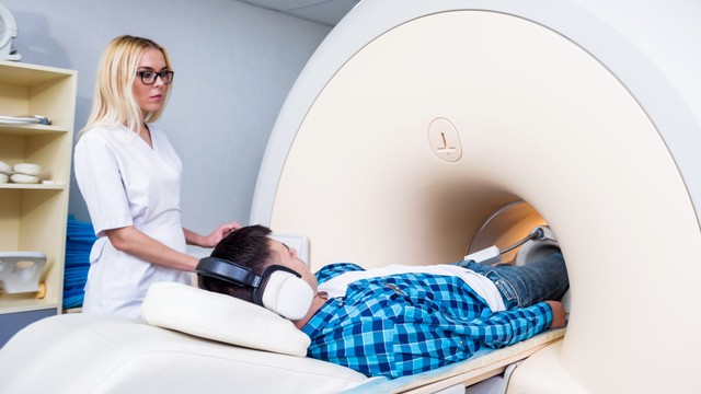 bai-viet/gia-tri-chan-doan-dinh-huong-dieu-tri-va-quy-trinh-chup-mri-day-chang-ma-ban-nen-biet.html