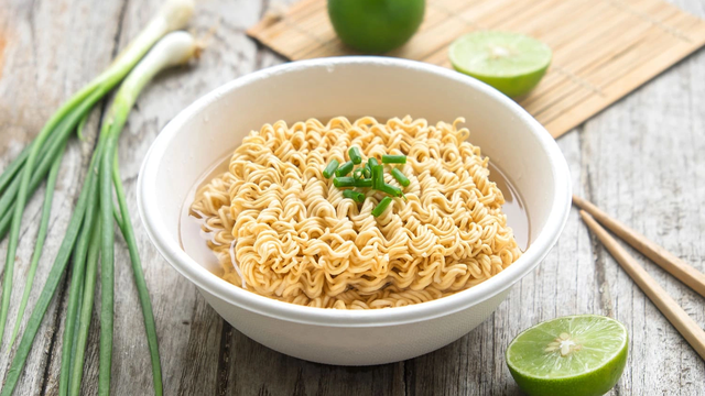 bai-viet/giai-dap-thac-mac-mi-tom-va-com-cai-nao-beo-hon.html