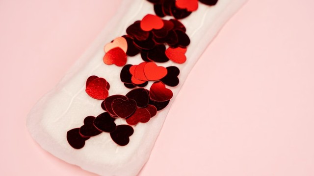 bai-viet/goc-giai-dap-kinh-nguyet-mau-den-co-thai-khong.html