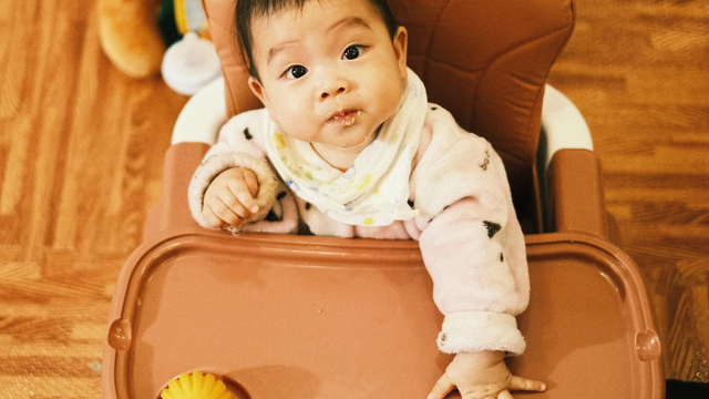 bai-viet/goi-y-thuc-don-bua-phu-cho-be-7-thang-tuoi-dam-bao-dinh-duong.html