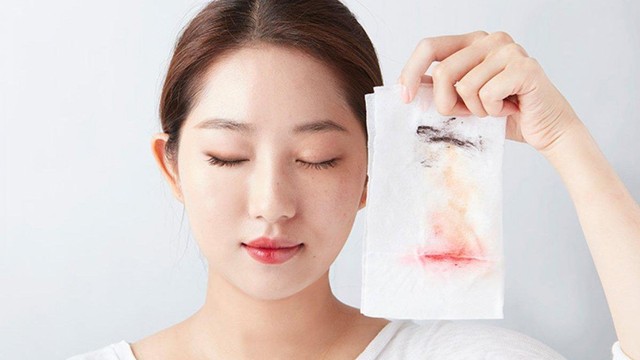 bai-viet/he-lo-cach-chon-nuoc-tay-trang-tuong-thich-voi-tung-loai-da-68641.html