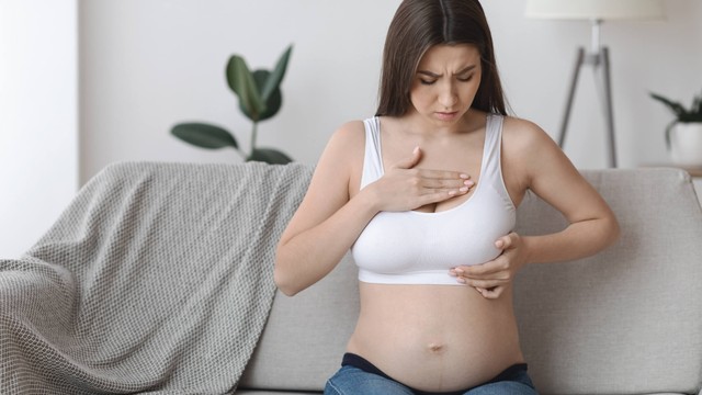 bai-viet/het-dau-nguc-khi-mang-thai-7-tuan-la-dau-hieu-binh-thuong-hay-nguy-hiem.html