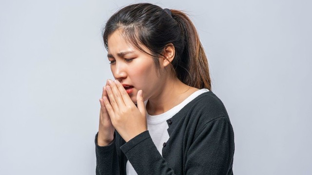 bai-viet/phai-lam-gi-khi-ho-lau-ngay-co-dom-dac.html