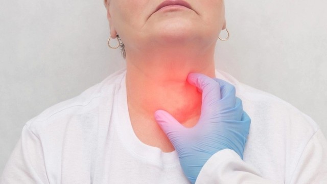 bai-viet/hon-me-do-suy-chuc-nang-tuyen-giap-nguyen-nhan-va-dau-hieu-nhan-biet.html