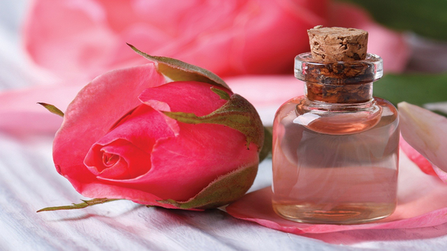 bai-viet/cach-lam-nuoc-hoa-hong-duong-da-tai-nha-don-gian-ma-hieu-qua.html