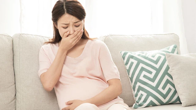 bai-viet/bieu-hien-om-nghen-o-me-bau-va-cach-khac-phuc-om-nghen.html